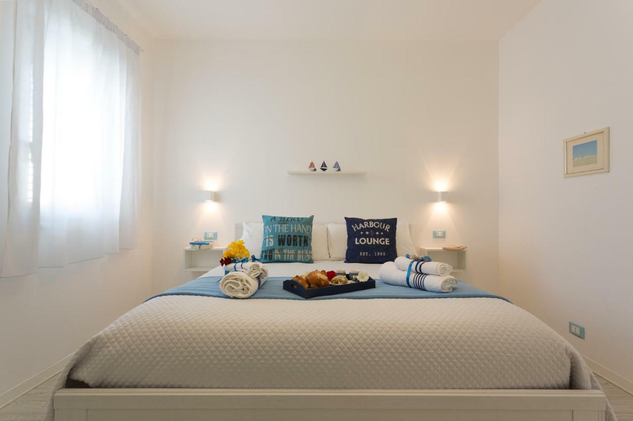 Acqua Azzurra Holiday Home Marina di Ragusa Bagian luar foto