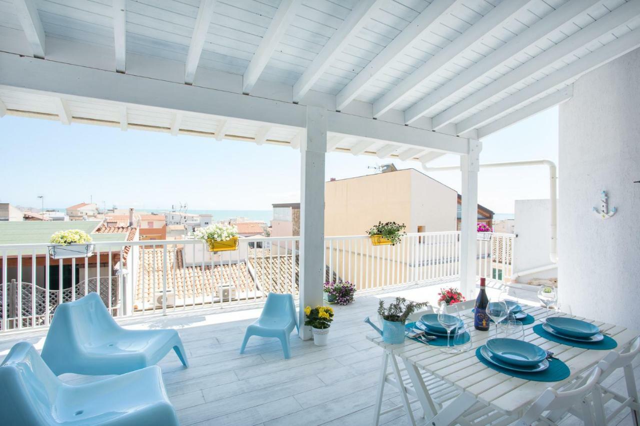Acqua Azzurra Holiday Home Marina di Ragusa Bagian luar foto